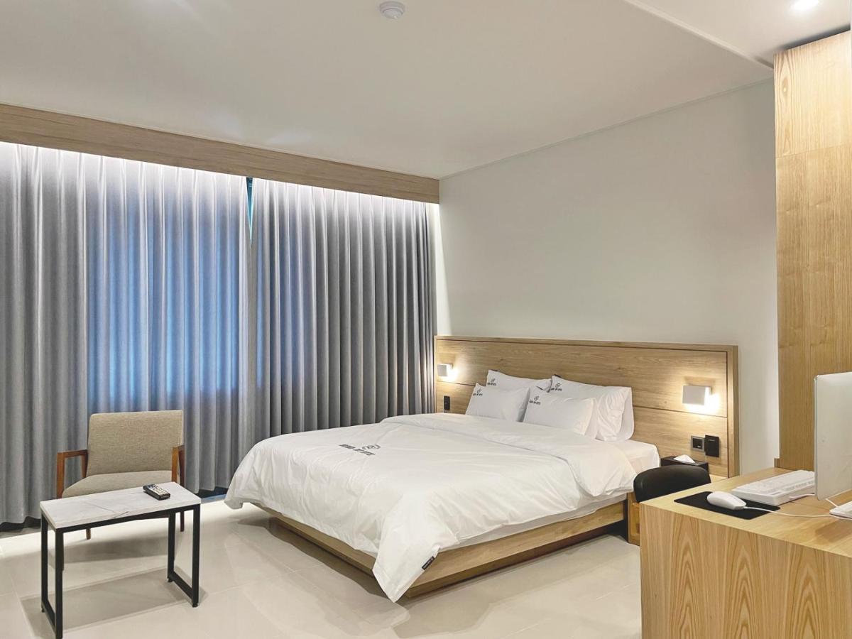 Brown Dot Hotel Gwangju Hanam Gwangju Metropolitan City Εξωτερικό φωτογραφία